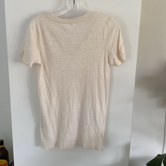 J CREW off white ivory slub tee shirt beaded embellished collar neckline v-neck - Picture 5 of 5